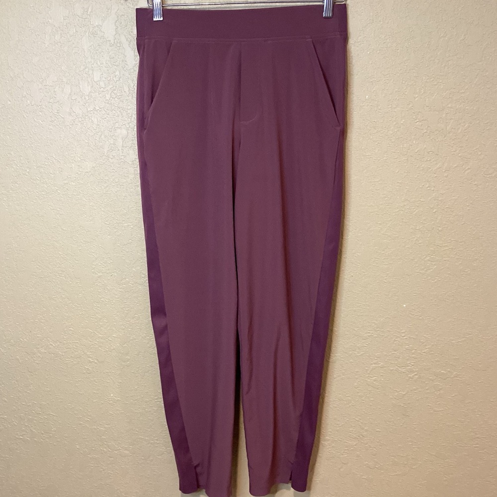 Athleta Brooklyn Mid Rise Pant, Mauve, Size 4, Wrinkle-resistant, stretch fabric